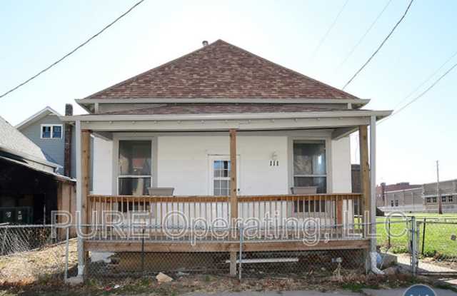 111 N 7 St - 111 North 7th Street, Council Bluffs, IA 51503