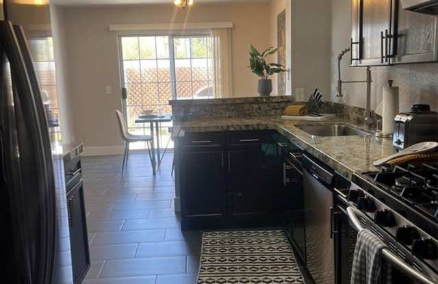 8476 Sewards Bluff Avenue Gallery 4