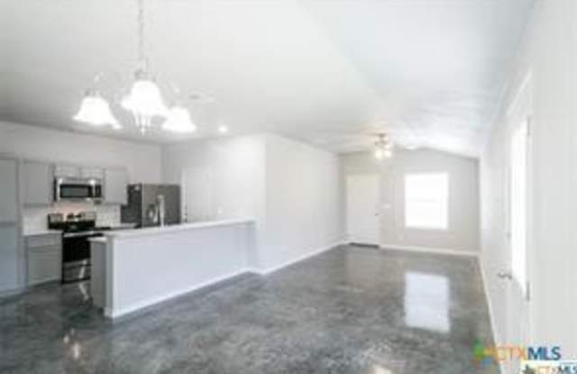 316 Lowes Boulevard Gallery 2