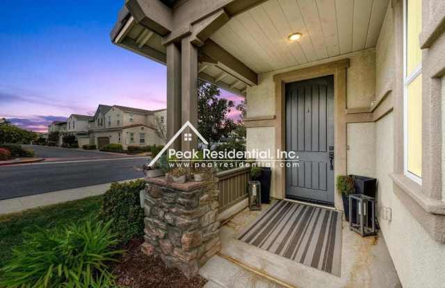 A Beautiful Folsom 4bd/3ba House with 2 Car Garage! Gallery 2