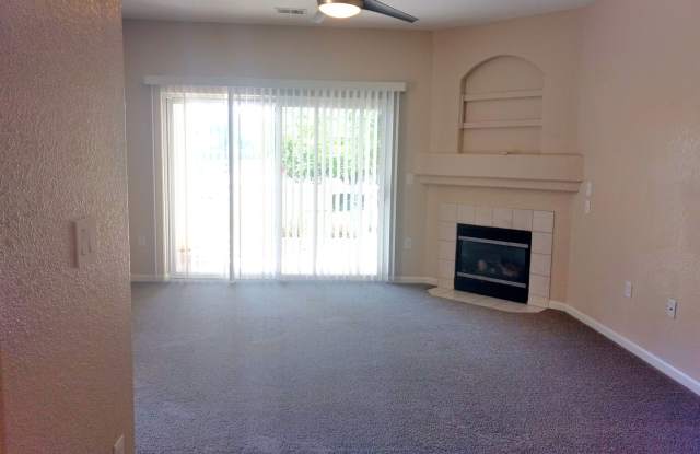 Cozy 2-Bedroom, 2-Bathroom Condo at The Boulders at Broadlands – Available May 5! photos photos