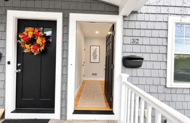 32 Woodrow Ave. Gallery 3