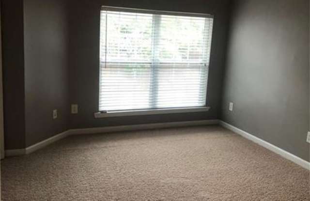 3271 Mill Springs Circle Gallery 2