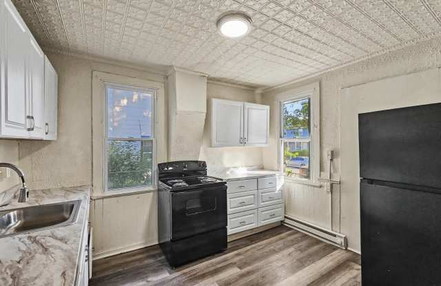 602 Prospect Avenue Gallery 3