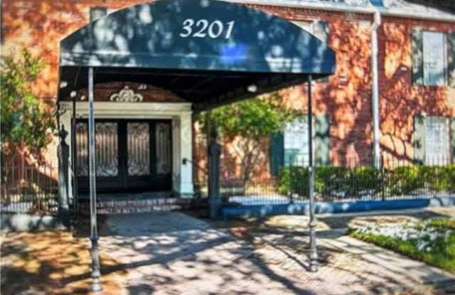 3201 SAINT CHARLES Avenue Gallery 2