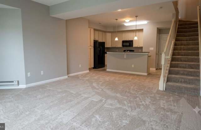 21650 ROMANS Drive Gallery 4