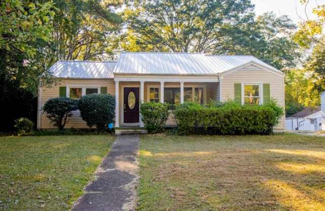 912 Meadowbrook Drive photos photos