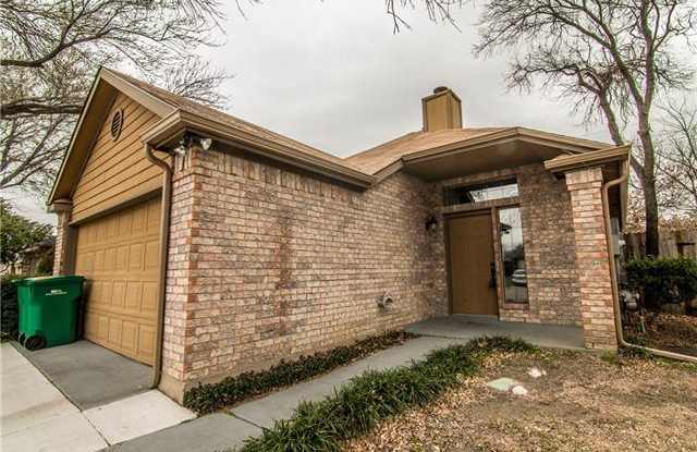 2081 Stillwater Place - 2081 Stillwater Place, Lewisville, TX 75067