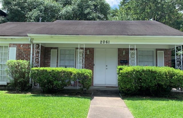 2061 Southgate Boulevard - 2061 Southgate Boulevard, Houston, TX 77030