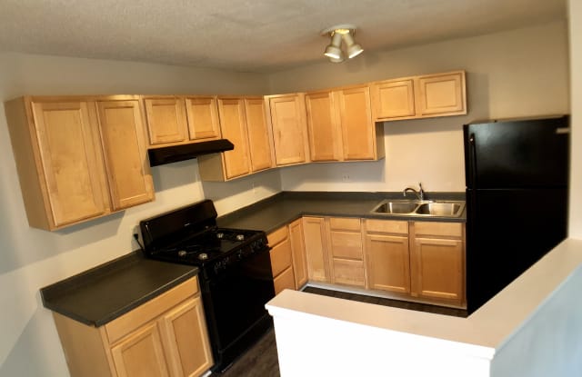 7246 72nd Lane N - 7246 72nd Lane North, Brooklyn Park, MN 55428