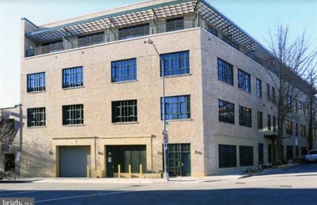 Chic, Contemporary 1 BD 1.5 BA Condo in the Mount Pleasant neighborhood of NW DC!! photos photos