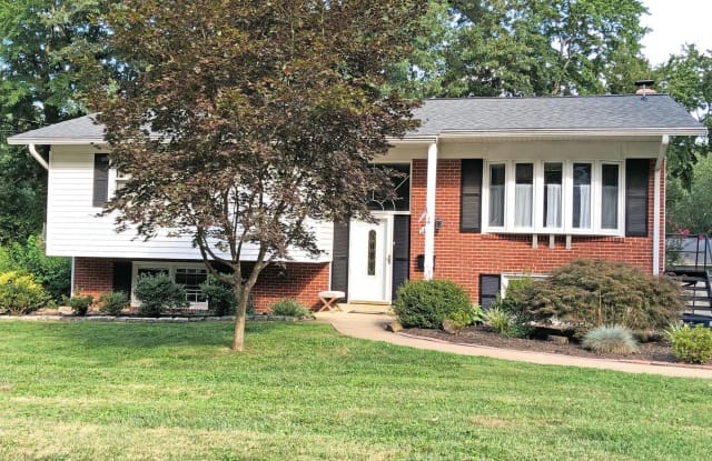 2435 ROCKBRIDGE ST - 2435 Rockbridge Street, Dunn Loring, VA 22180