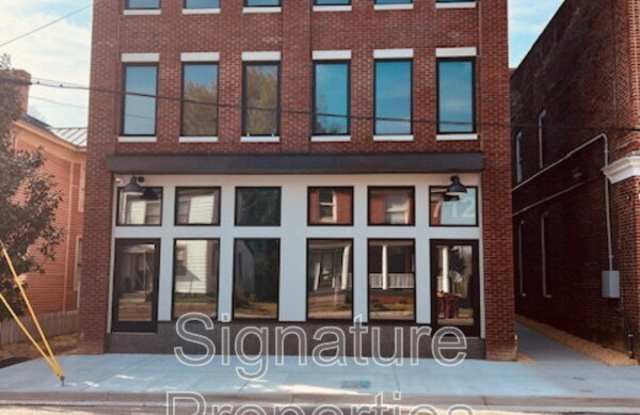 712 High St Gallery 1
