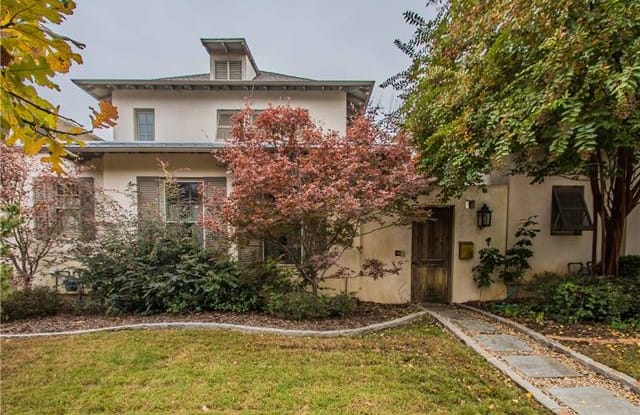 3337 W 4th Street - 3337 West 4th Street, Fort Worth, TX 76107