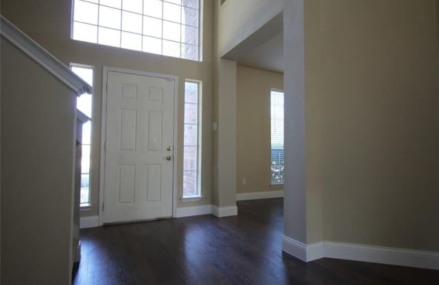 11799 Stephenville Drive Gallery 2