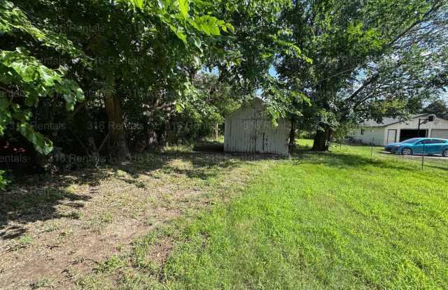 COMING SOON - 9/15 - $499 - 1 bed 1 bath - Single Family Home Gallery 1