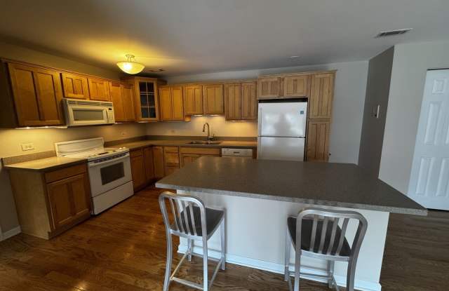10338 Parkside Avenue Gallery 2