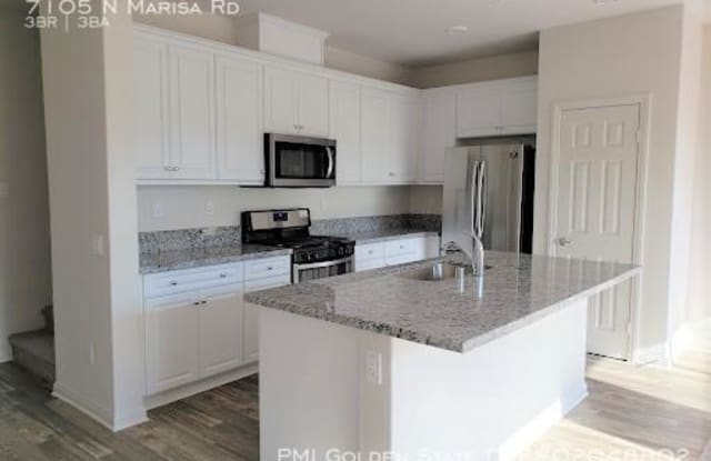 7105 N Marisa Rd - 7105 N Marisa Rd, Los Angeles, CA 91406