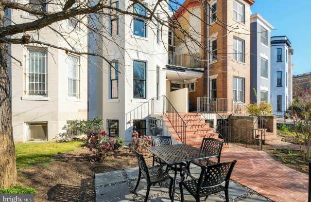 1979 BILTMORE Street NW unit: 1 - 1979 Biltmore Street Northwest, Washington, DC 20009