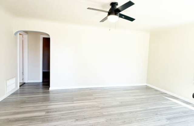 821 South Summit Avenue Gallery 3