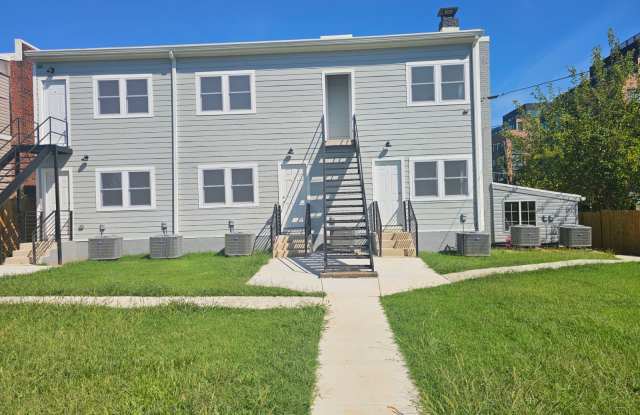 717 Irving Street Ne Gallery 2
