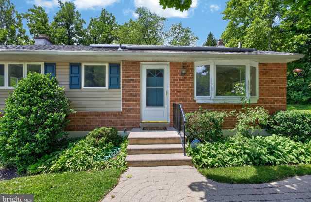 527 ORIOLE Drive photos photos