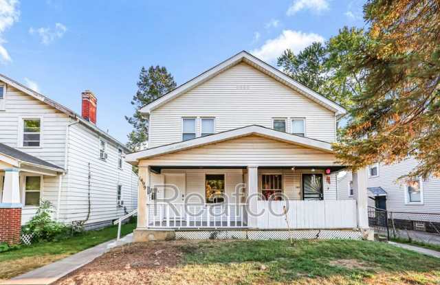 1499 Briarwood Ave photos photos