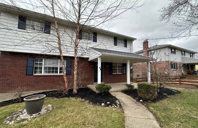 Colerain- 4 bed 2.5 bath 2 car garage Traditional Gallery 3