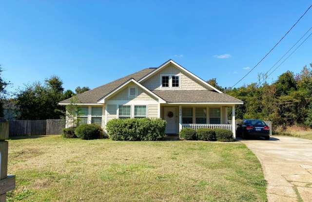 1200 16th Avenue E - 1200 16th Avenue East, Tuscaloosa, AL 35404