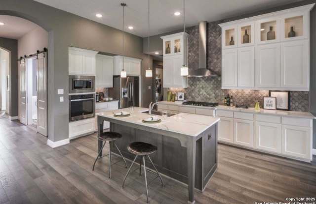 1362 Oaklawn Dr Gallery 3