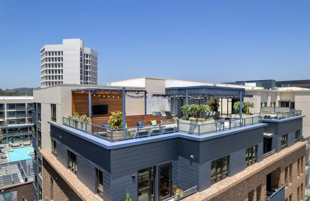 AMLI Old Pasadena Gallery 2
