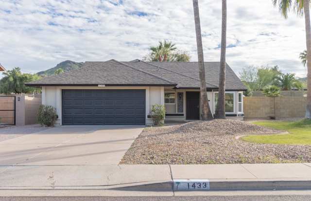 1433 E PARADISE Lane Gallery 2