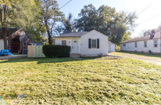 612 Alexandria Pike photos photos