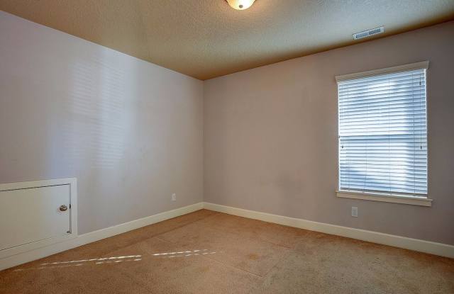 Spacious Bend Craftsman Home Near the Old Mill photos photos
