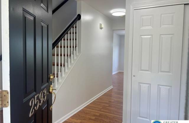 2593 Halleck Drive Gallery 3
