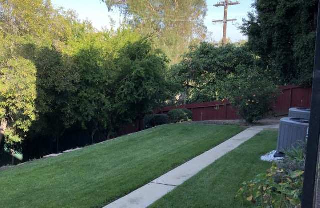 5906 CONDON Avenue Gallery 2