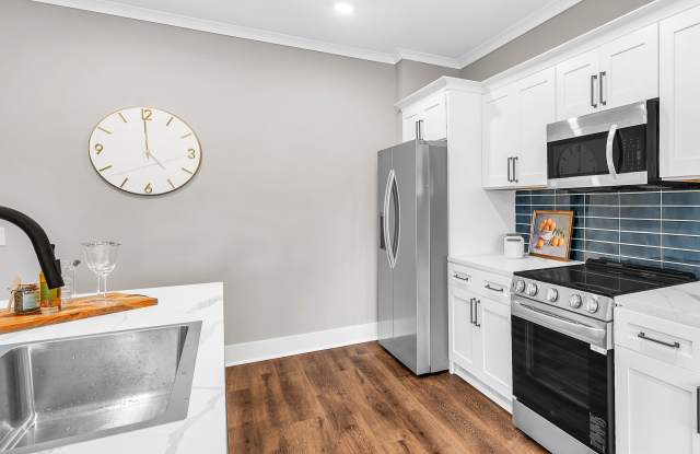 Pointe Villas Bergen Woods Gallery 4