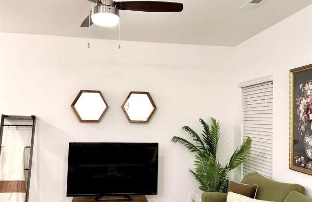 7559 Discovery Point Drive Gallery 3