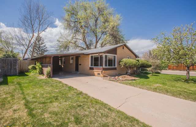 New Finishes in this Home on a Large Lot with Covered Parking and AIR CONDITIONING! MOVE IN READY! photos photos New Finishes in this Home on a Large Lot with Covered Parking and AIR CONDITIONING! MOVE IN READY! photos photos