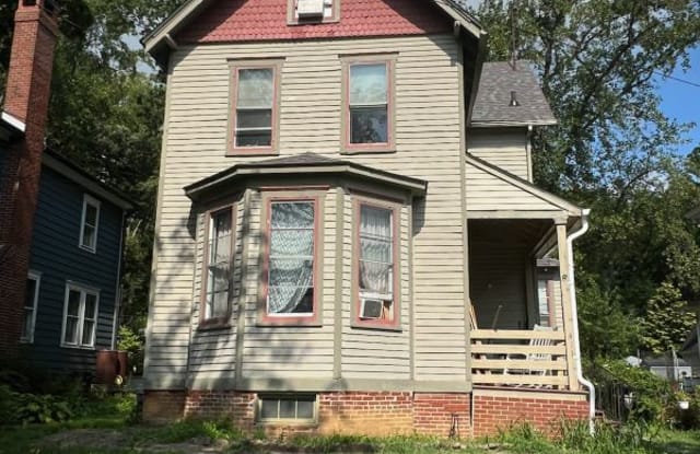 411 High St - 411 High Street, Burlington County, NJ 08060