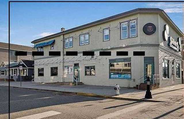 4001 Landis Gallery 2