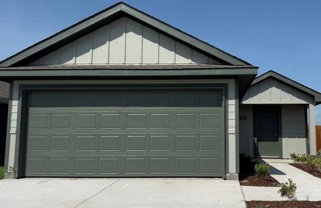NEW CONSTRUCTION! Move-In Ready! Beautiful 4BR and 2B Open Floor Plan Gallery 1