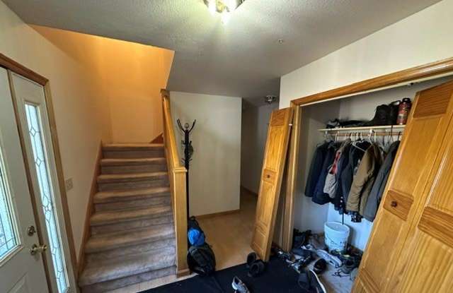 47346 Stratton Avenue Gallery 3