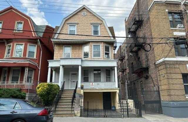 122 JEWETT AVE photos photos