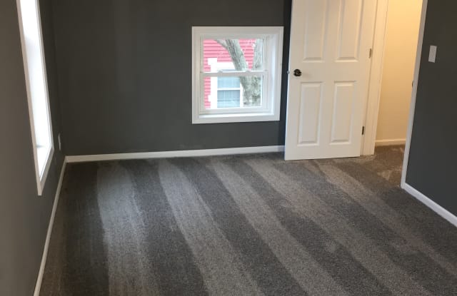 612 7th Ave - 612 7th Avenue, Baraboo, WI 53913