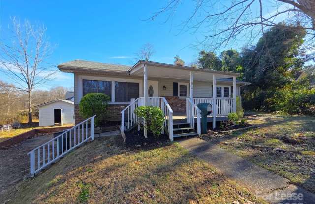 92 Lawndale Avenue SE photos photos