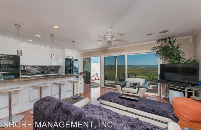 3995 CROWN POINT Dr.  #39 Gallery 3