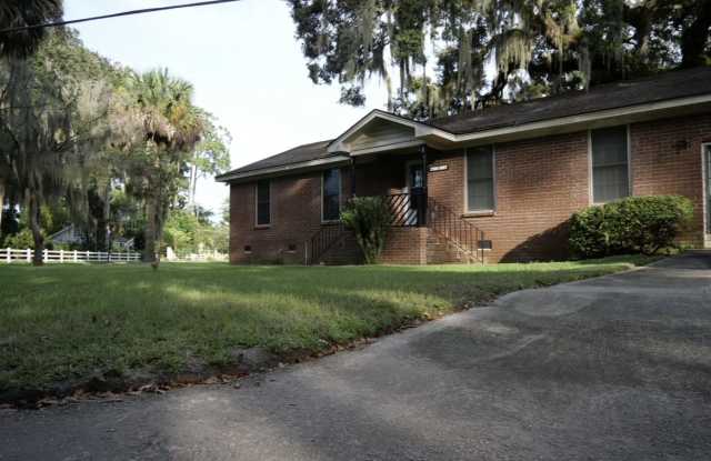 1 Moon River Ct - 1 Moon River Court, Montgomery, GA 31406