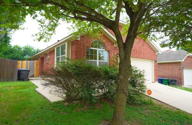 Great Home Now Available on the NorthEast Side of San Antonio. Realtor Commission: $500 Gallery 4