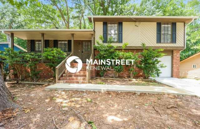 561 Country Lane Drive Gallery 1